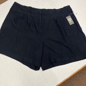 Vince Camuto shorts black women’s size 22w (b19)